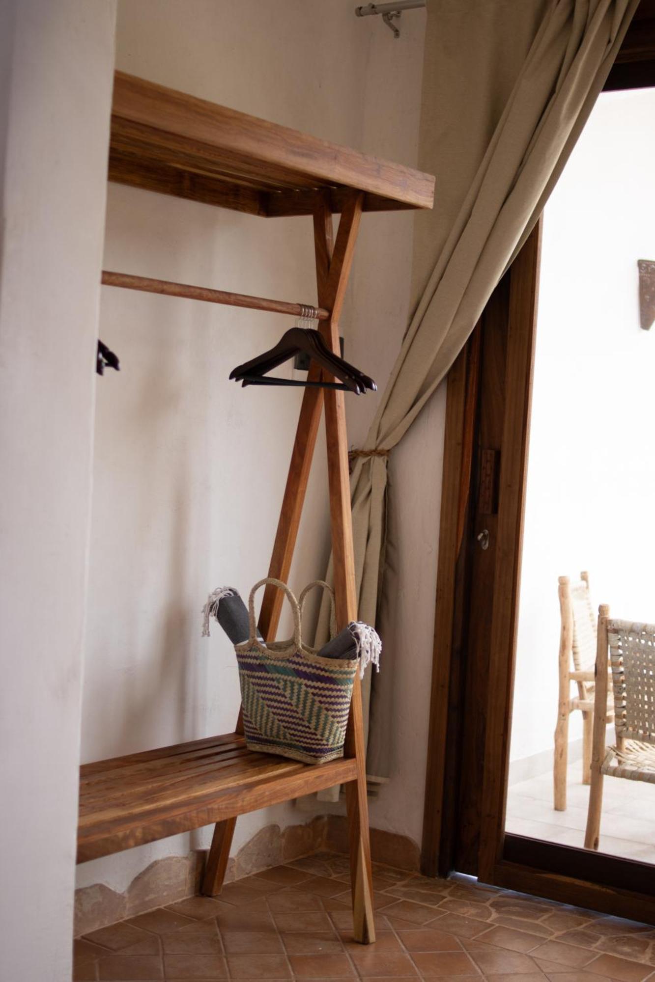 Mvuvi Boutique Resort Kiwengwa  Bilik gambar